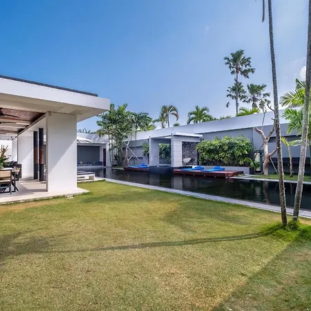 Villa Aqua Seminyak