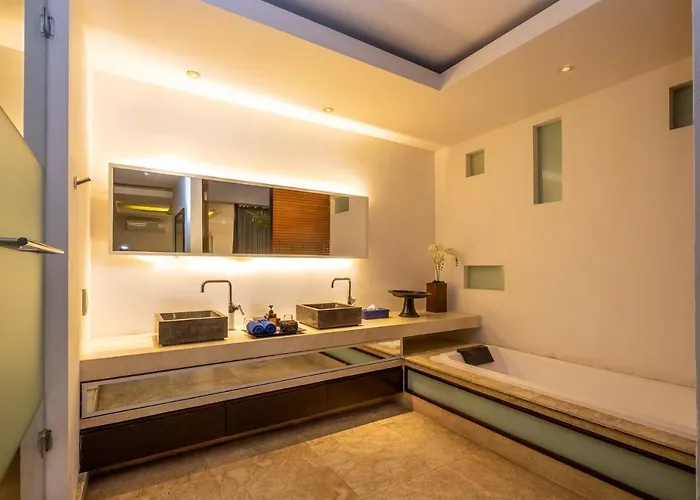 Villa Aqua *