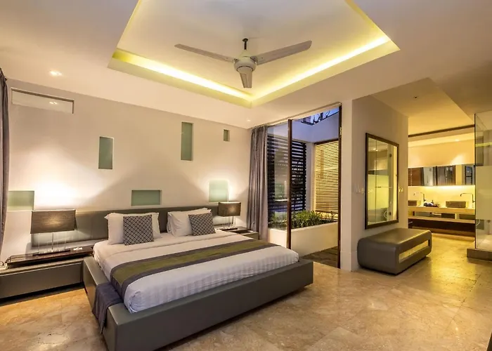 Villa Aqua