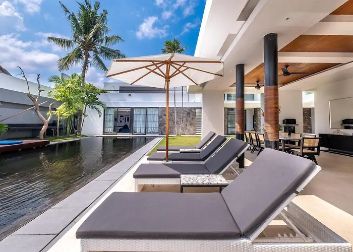 Aqua Villa Seminyak (Bali)