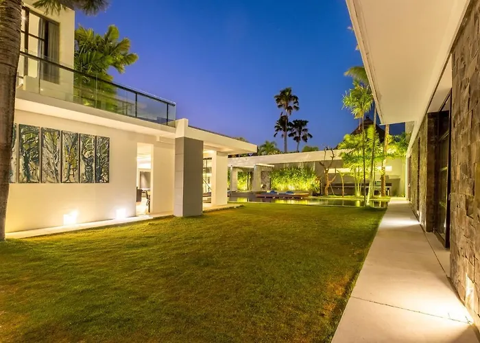Villa Aqua Seminyak (Bali)