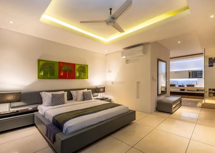 Aqua Villa