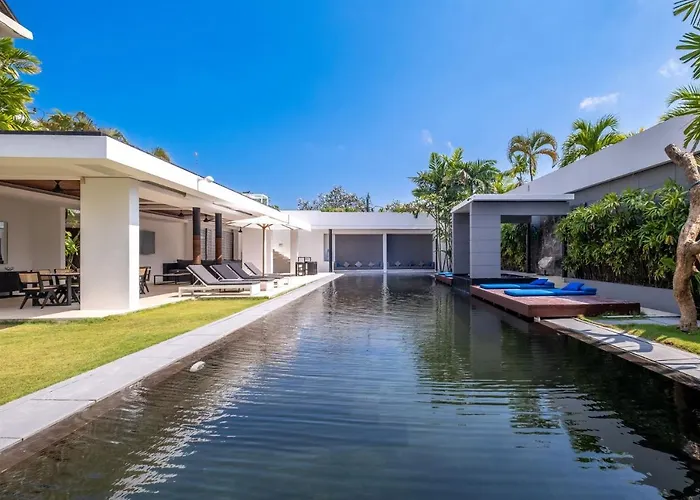 Aqua Villa
